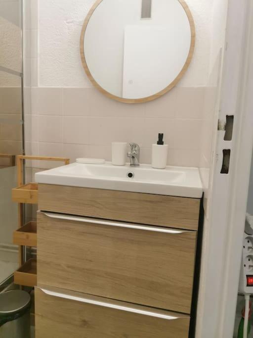 Superbe Studio Renove Avec Piscine Et Vue Marina Le Barcares Luaran gambar